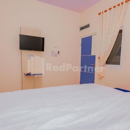 Ungu Kangen Hotel Bogor Mitra Reddoorz Exterior photo